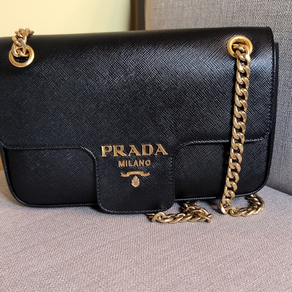 🚨 SOLD 🚨 Off Parada saffiano EUC - Picture 3 of 13